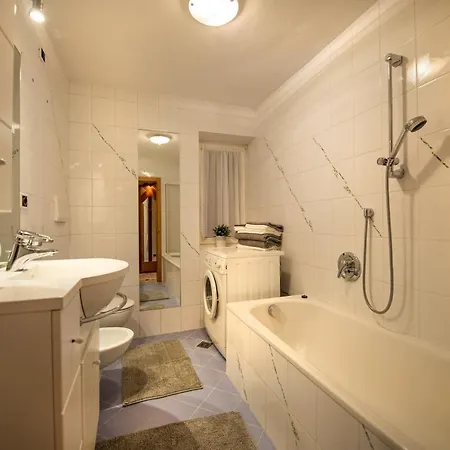 Apartment Sellablick *